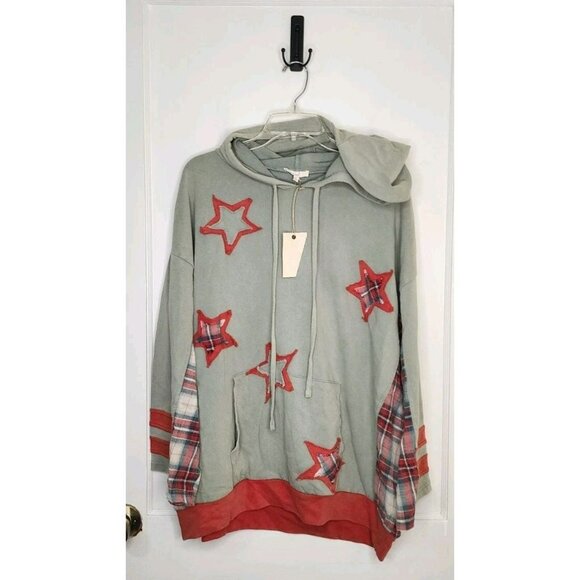 Easel Tops - Easel Clothing Star Patch Mineral Washed Hoodie Pullover Sage Plaid Detail 1X